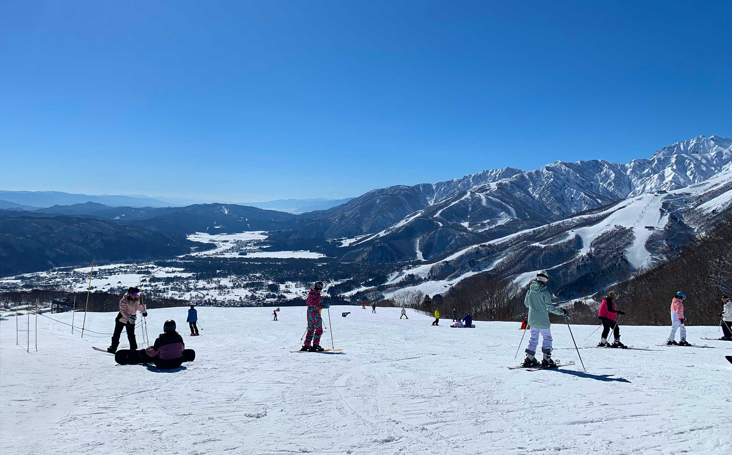 Hakuba Valley Iwatake ski resort